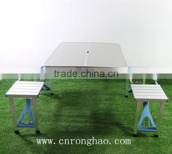 Fashion Outdoor Furniture Folding Table and Chair in Bulk