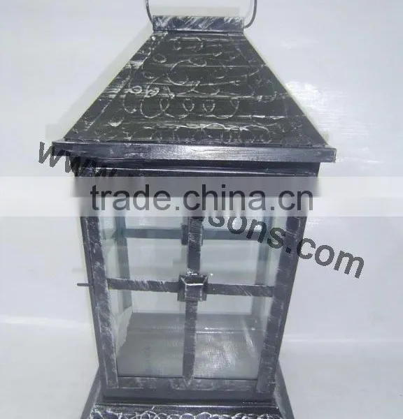 Metal Lantern With Handle photo-4