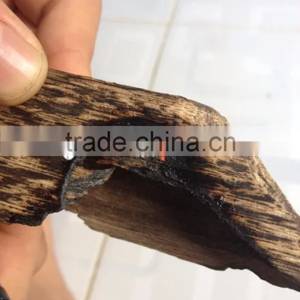 Vietnam Agarwood Chips/ Eaglewood- Oud Chips A Leading Raw Materials That Has Large Production (about 5-10 Tons/month) photo-2