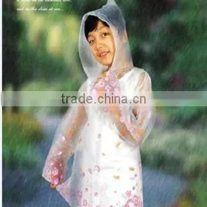Factory Price Disposable Rain Poncho Raincoat for Kids photo-3