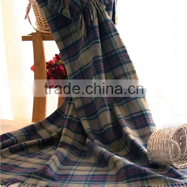 100% Wool Plaid Blanket photo-2