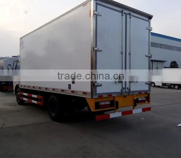 NEW Dongfeng Refrigerated Truck /5 Tons Refrigeration Truck/refrigerator Truck photo-3