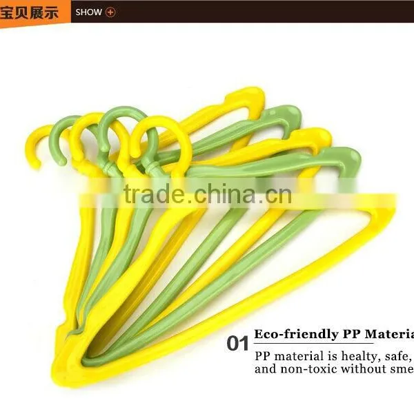 Eco-friendly Short Baby Plastic Clothes Hanger photo-6