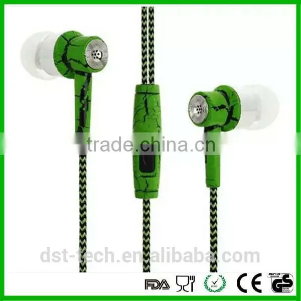 Top 50 Sport Metal Crack Earphone With Mic Earbuds photo-2