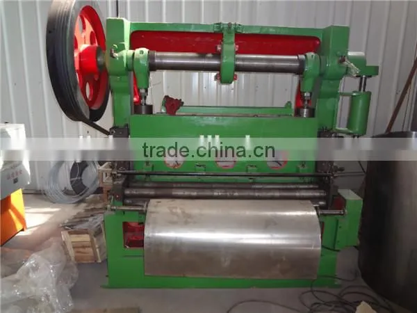 Full Automatic Expanded Metal Aluminum Mesh Machine photo-3
