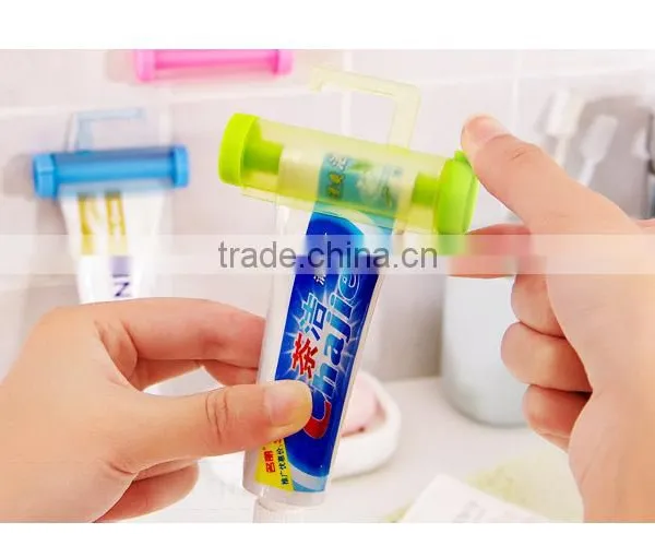 Ceative Manual Control Rolling Plastic Toothpaste Tube Squeezer photo-3