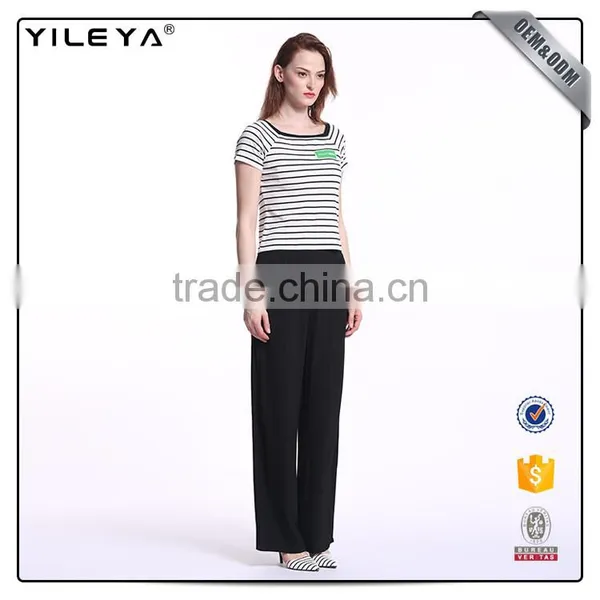 China Manufacturer Striped White Short Sleeve Ladies T-shirt photo-4