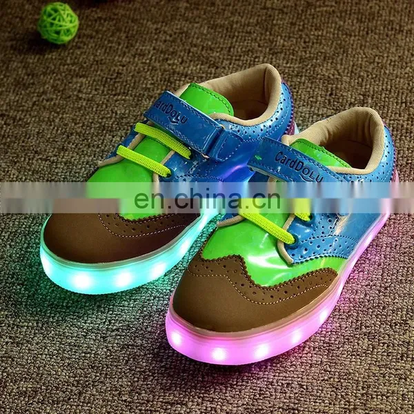 Wholesale Fashion Cool Casual Shoes uk Brogue Shoes USB Charge Children Kids Led Shoes Sneakers for Boys Girls photo-2