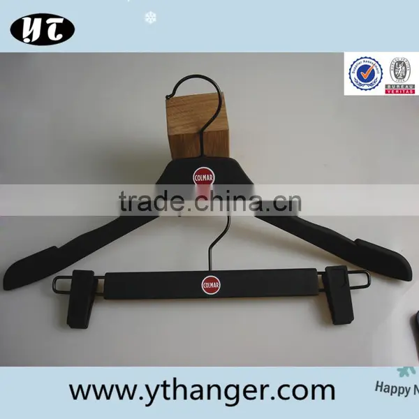 White Good Quality Plastic Hanger and Pants Hanger for Wholesale photo-3