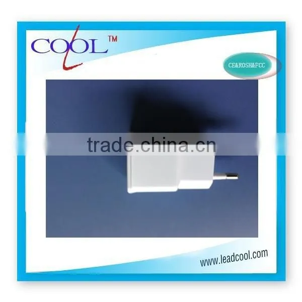 China Market 5v2a Dual Usb Charger for Iphone 5 photo-4