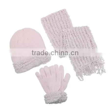 Womens Hat Gloves and Scarf Winter Set photo-3