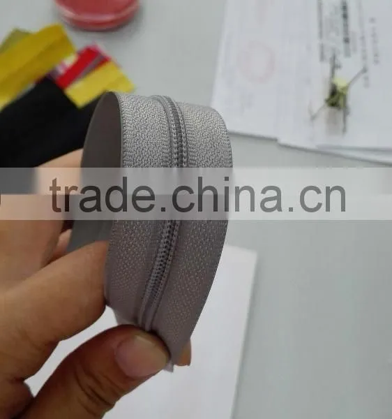 2015 5# Size Custom Gray Color Waterproof Zipper Use for Plastic Waterproof Zipper Bag photo-5