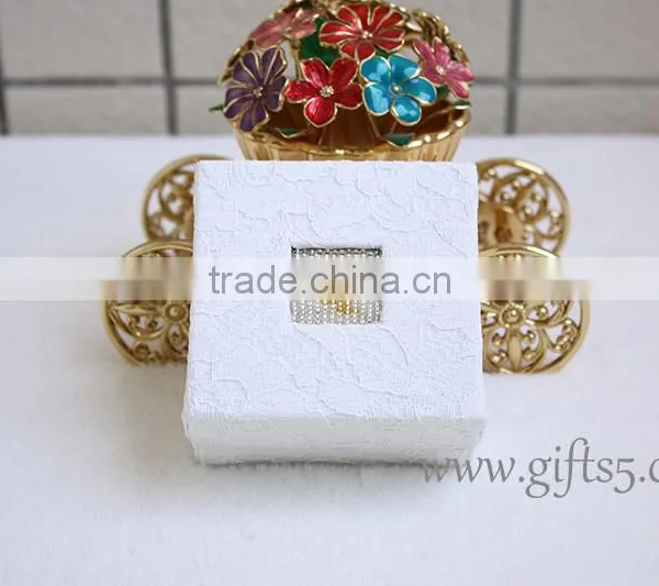 New Arrival Wholesale Wedding Ring Box Jewelry Boxes With Beaded Name Plate of Q photo-3