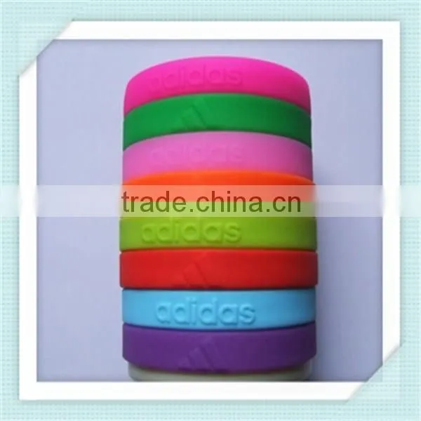 Cheap Silicone Sport Bracelet, Custom Fashion Sport Wristband photo-4