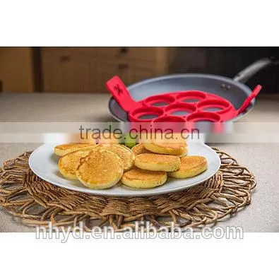 2017 Wholesale Cooking Tools Flip Multiple Silicone Pancake Maker Flippin Fantastic photo-2
