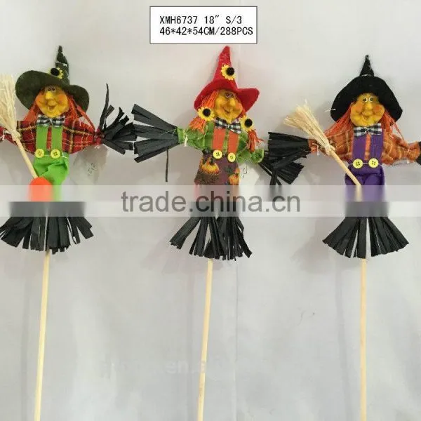 Straw and Fabric Scarecrow With Pumpkin for Halloween Decoration photo-5