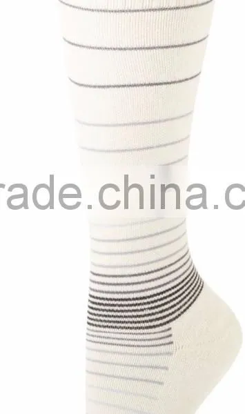 20-30mmHg Compression Level Compression Socks With Merino Wool and Bamboo photo-6