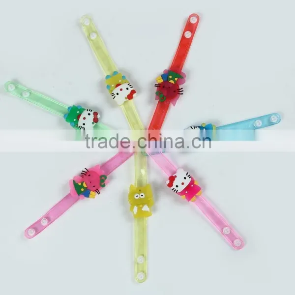 Hello Kitty Cat Cartoon Lovely Girl Customised Flashing Colorful Nights LED Necklace photo-4