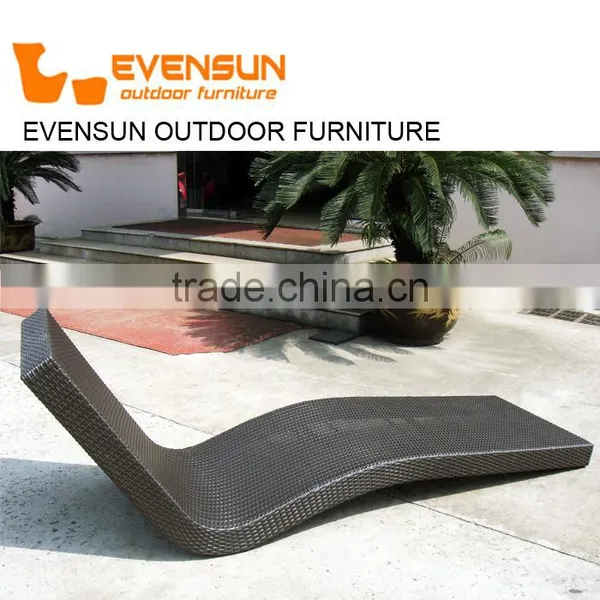 China Wicker Outdoor Day Bed Sun Lounge Rattan photo-3