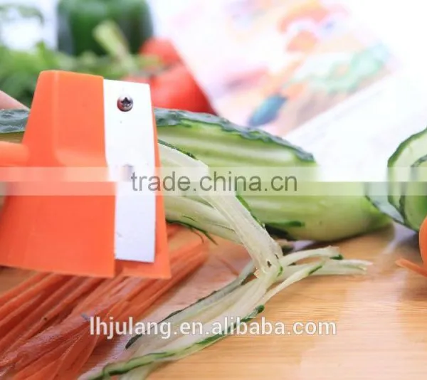 Tri-blade Plastic Spiral Vegetable Slicer/plastic Carrot Peeler/slicer photo-4