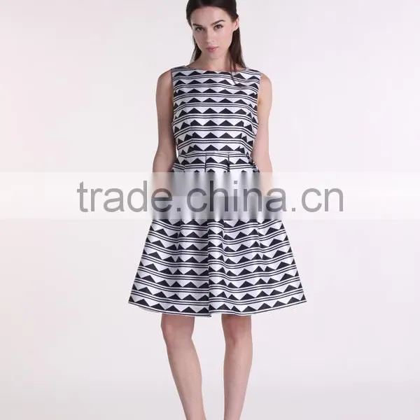 New Design Sleeveless Fancy Print Puffy Prom Dress photo-3