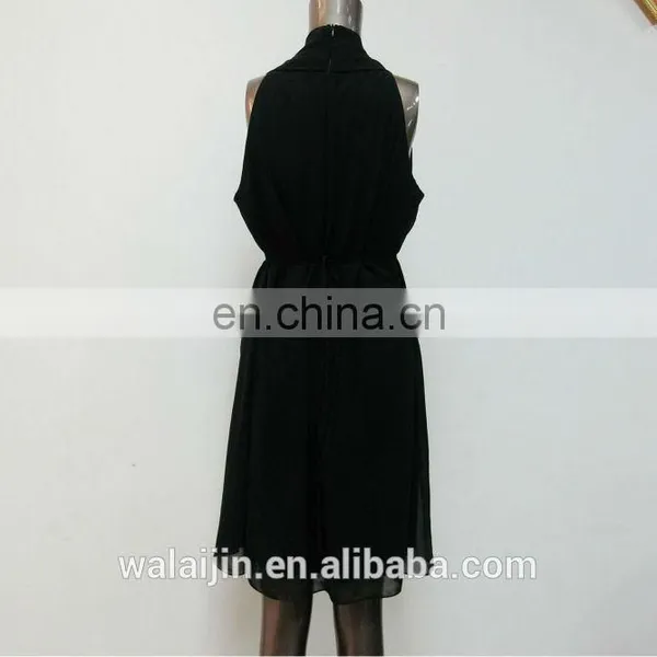 Pleated Ladies Sleeveless Black Chiffon Open Breast Dress photo-4