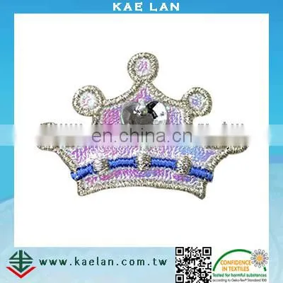 Custom Sequin Crown Embroidery Patch for Garment photo-3