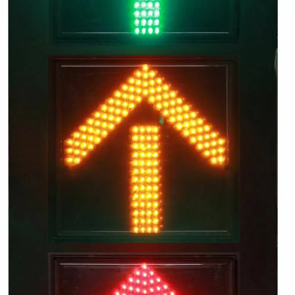 Traffic Lights at the Intersection of Non - Motorized Lanes in Xi'an Hualang photo-2
