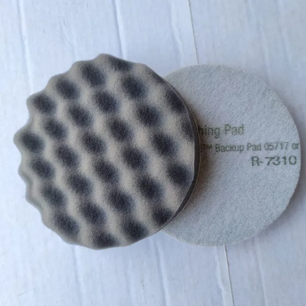 3M 05727 Perfect Hookit Foam Polishing Pad 5 1/4 Inch 133MM Polished Sponge Disc Round Buffing Pad for Use on Hookit Backup Pads photo-3