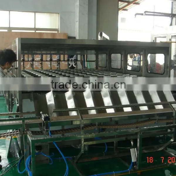 Zhangjiagang City 300bph 5 Gallon Filling Machine photo-2