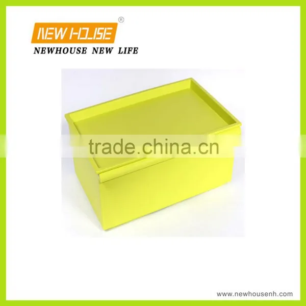 Colorful Plastic Storage Box With Lid