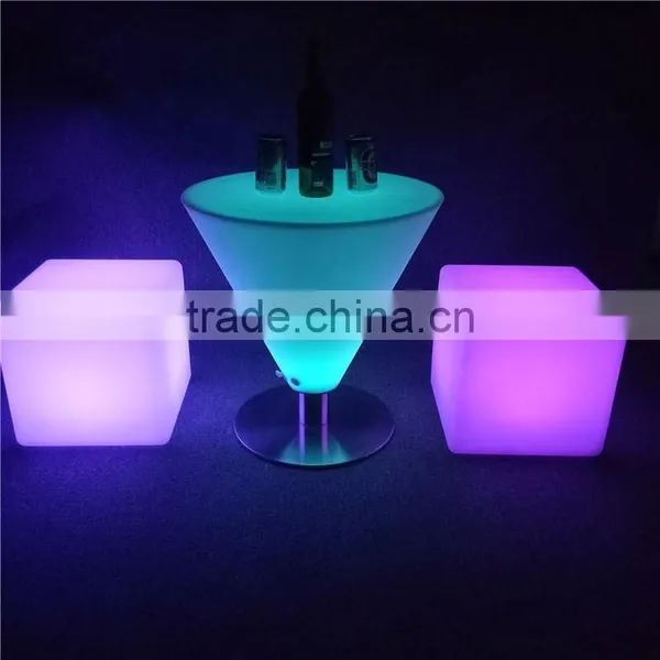 Modern New Beautiful Ring Lighting Plastic LED Cube Chair With Rechargeable Battery photo-4
