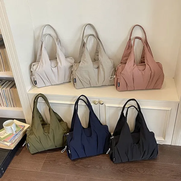 Tote bag for women large-capacity one-shoulder commuting lightweight armpit bag versatile Korean pleated casual women's handbag