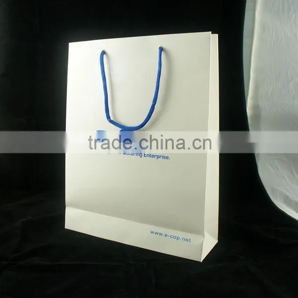 White Custom Logo Promotion Paper Bag With Metallic Corns