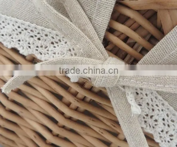 Handmade Wicker Material and Folk Art Style Willow Picnic Basket With Lid photo-3
