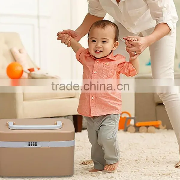 Lockable Plastic Storage Box photo-3