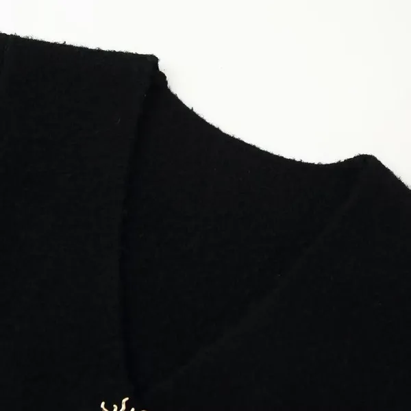 2025 New Fashionable Elegant Women's Clothing Wholesale Metal Buckle Decor V-Neck Sweater Coat ... photo-2