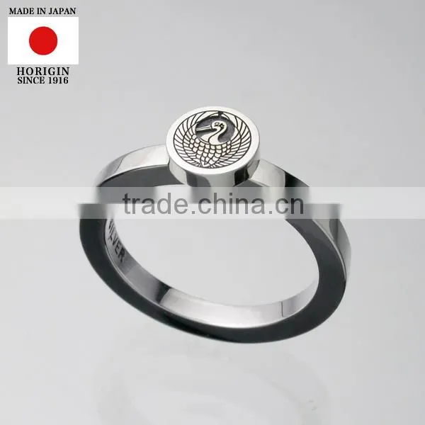Japanese Fashionable Engraved Silver and Gold Ring for 2014 Jewelry