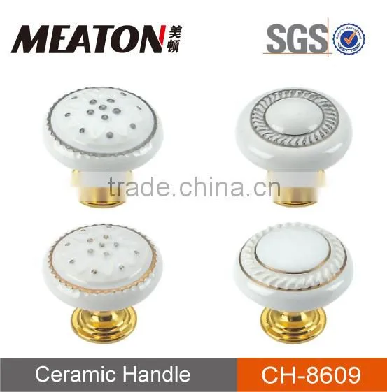ceramic pull handle