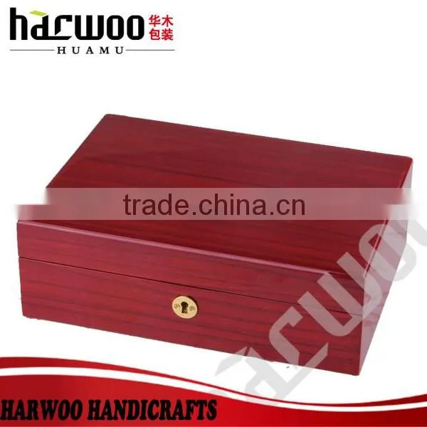 Top Grade Fashion Men's Accessories Red Wooden Tie Clip Box photo-4