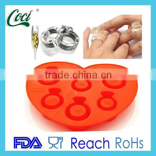 Creative Design With Ring Shape Ice Cube Tray photo-3