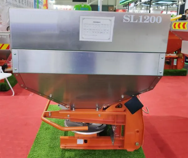 Tractor Hitch Type Fertilizer Spreader photo-4