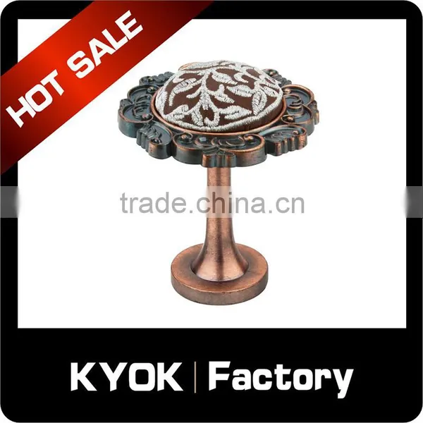 KYOK Antique Brass Magnetic Curtain Hook, Crystal Curtain Hook photo-3