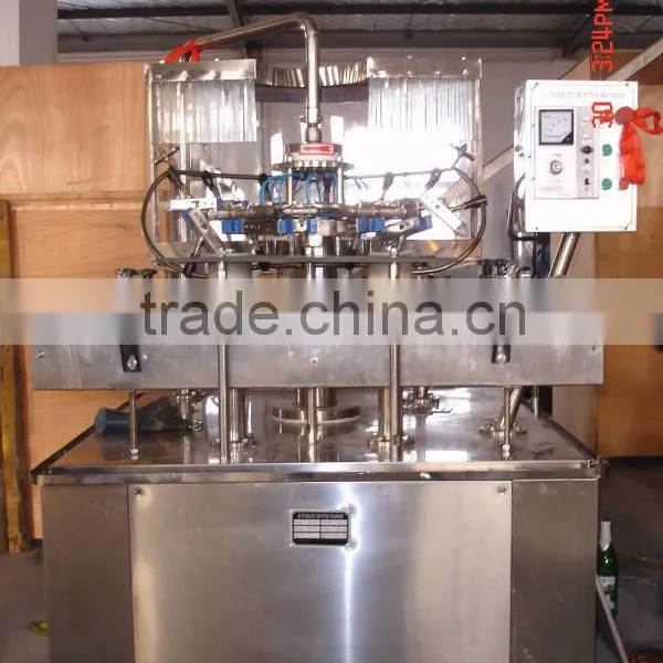 Full Automatic Small Bottle Water Production Line/water Filling Line photo-2