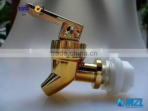 Good Quality Unique Style Plastic Tap for Wine Bottle, Beverage Dispenser Popular in North America photo-3