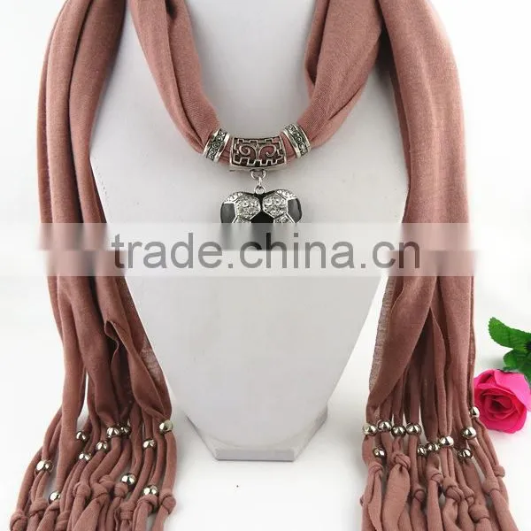 Mix Fashion Alloy Charm Pendant Polyester Scarves Custom Long Jewelry Scarves Shawls Cheap Pendant Scarves photo-3