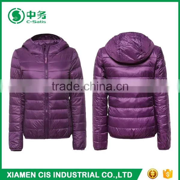 Morden Fashion Apparel Winter Red Hooded Puffer Jacket for Women photo-3