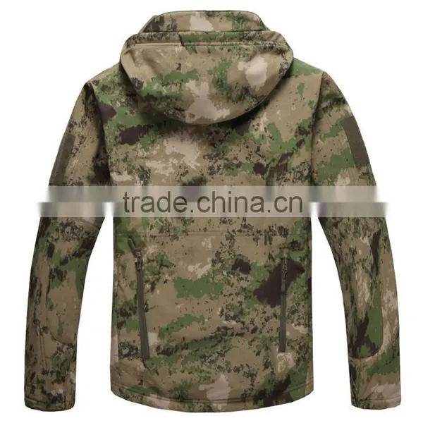 Custom Woman OEM Camo Softshell Jacket photo-2