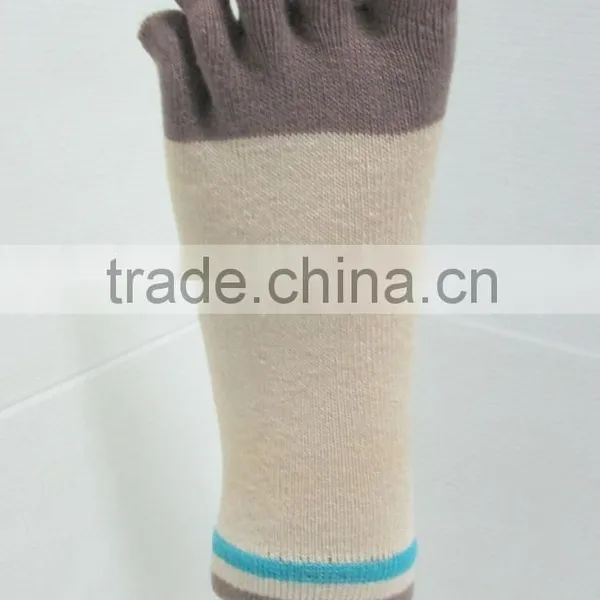 Natural 5 Closed Toe Sock