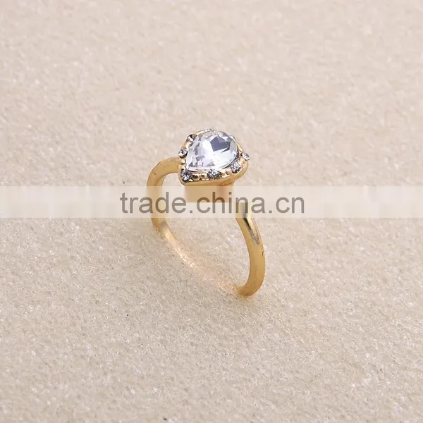 Wholesale Gold Rhinestone Glass Jewelry Heart Design Crystal Rings for Engagement photo-2